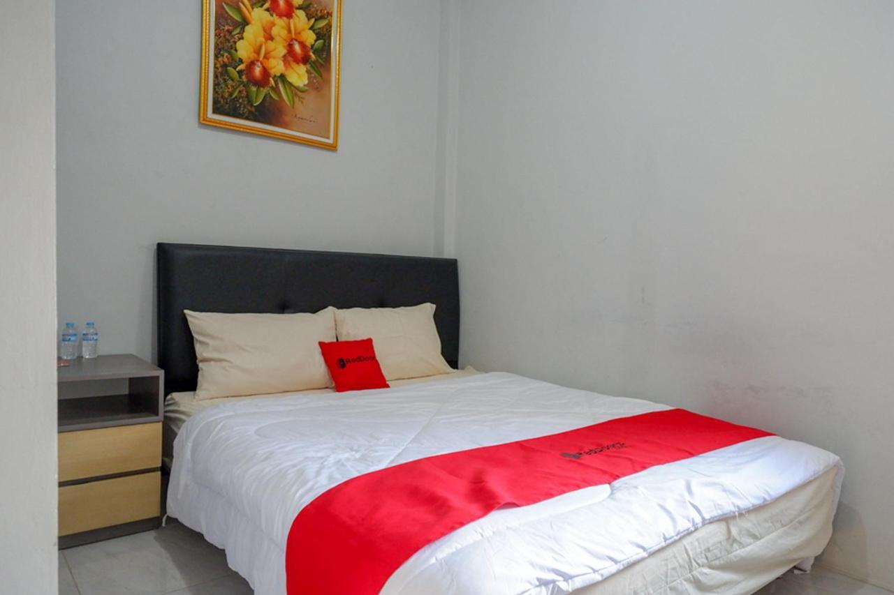 Reddoorz Near Jalan Adi Sucipto Solo Hotel Eksteriør billede
