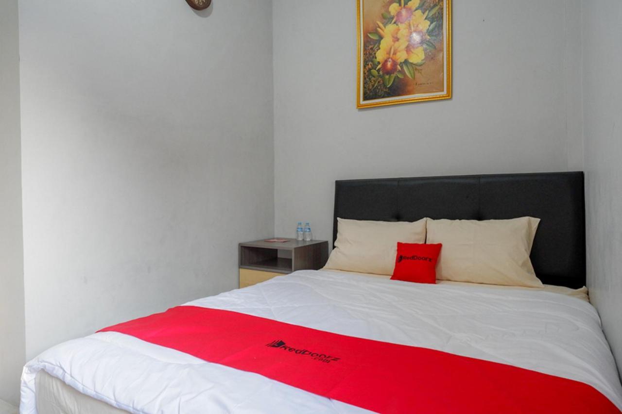 Reddoorz Near Jalan Adi Sucipto Solo Hotel Eksteriør billede