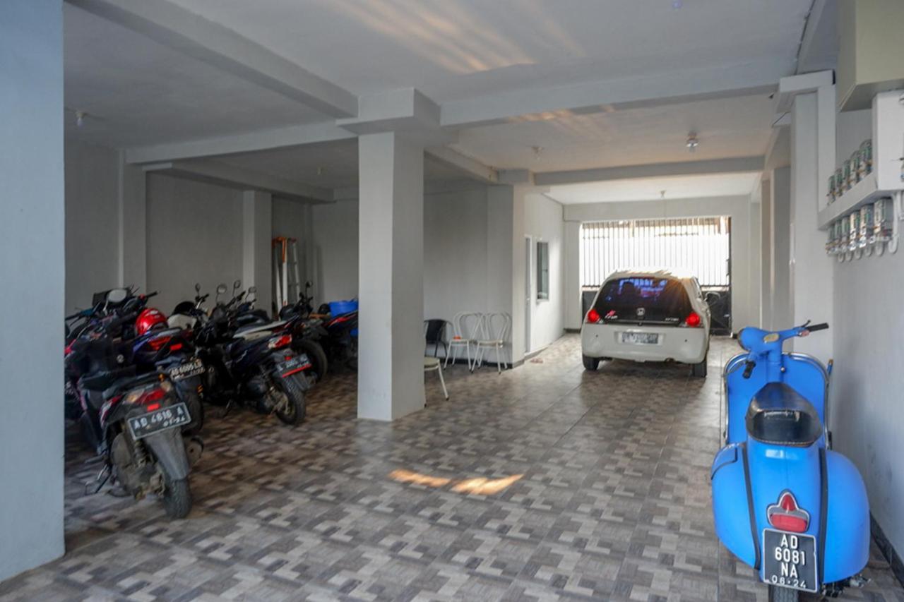 Reddoorz Near Jalan Adi Sucipto Solo Hotel Eksteriør billede